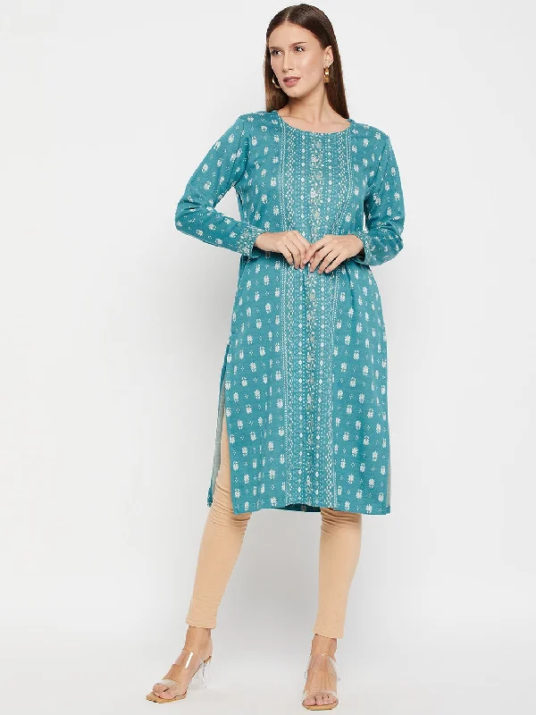 Women's Casual Round Neck Blue All Over Jacquard Knee Length Knit Kurti